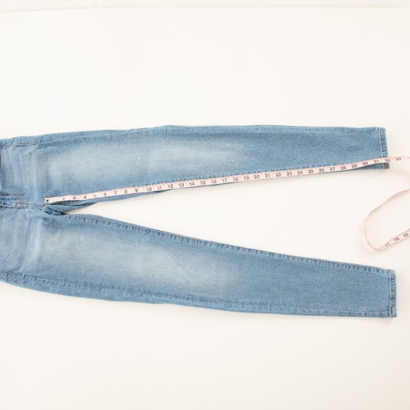 American Eagle (Indigo light wash) Size 0 Xtra Long - Picture 5 of 8